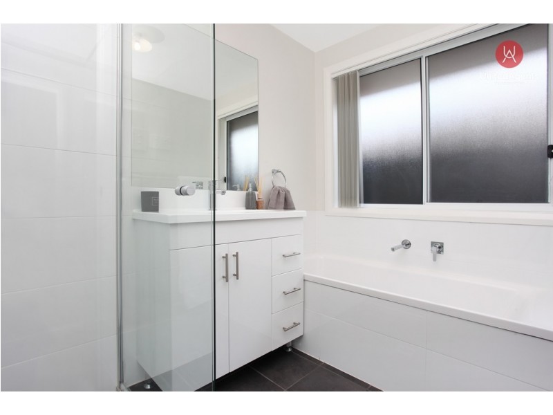 15 Venturer Parade, Leppington NSW 2179