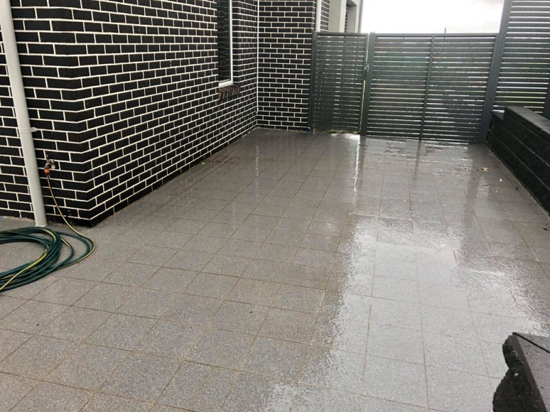 2 Globe Street, Middleton Grange NSW 2171