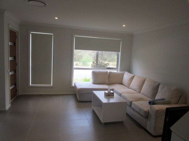 19 Three Bees Drive, Glenfield NSW 2167