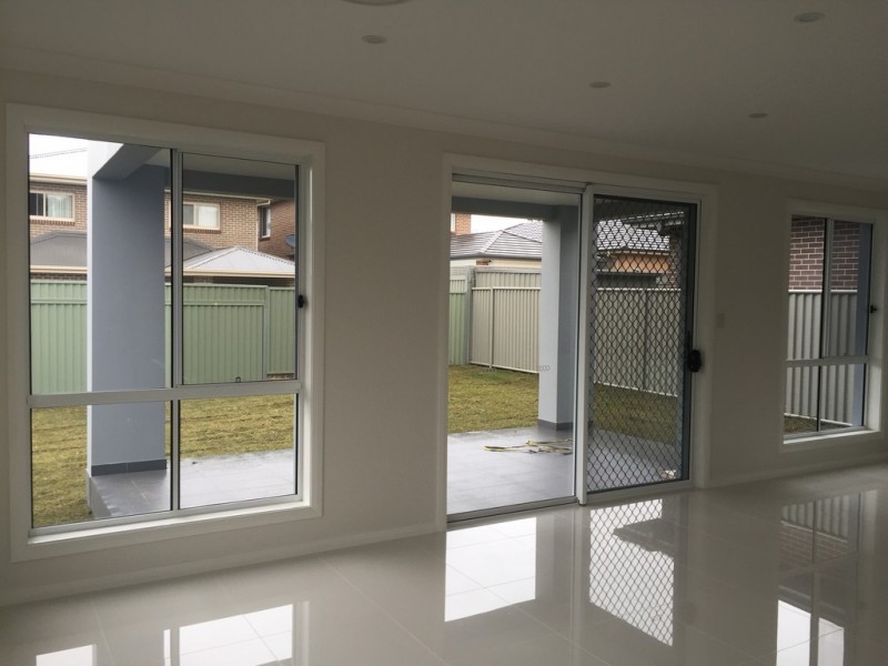 Middleton Grange NSW 2171