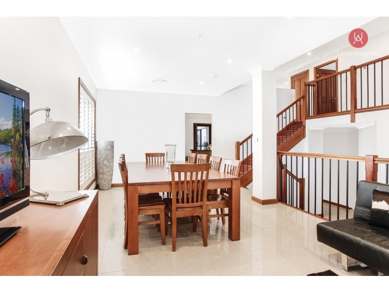 25 Harraden Drive, West Hoxton NSW 2171