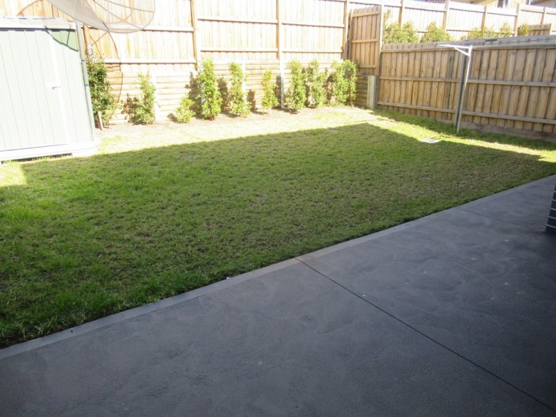 31 Hugh Terrace, Middleton Grange NSW 2171