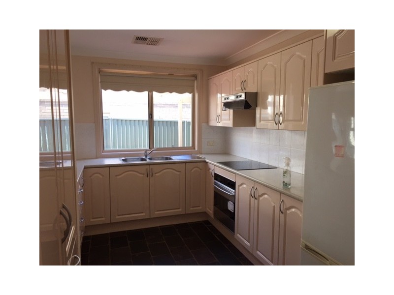 West Hoxton NSW 2171