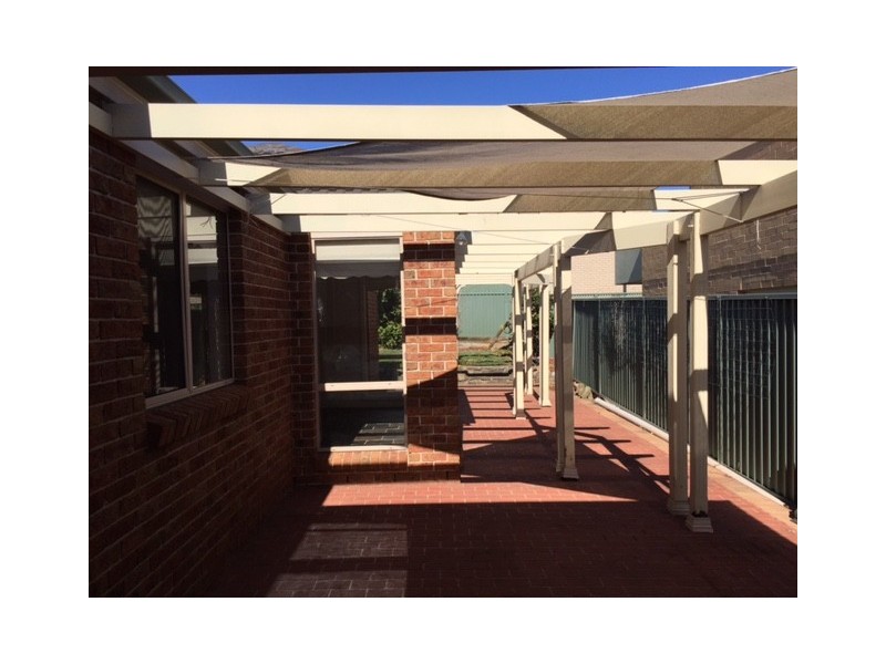 West Hoxton NSW 2171