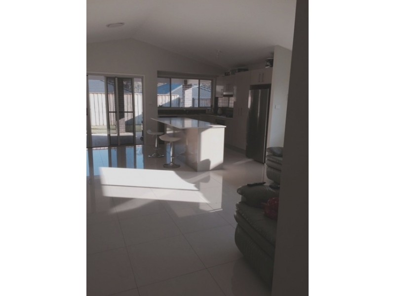 Middleton Grange NSW 2171