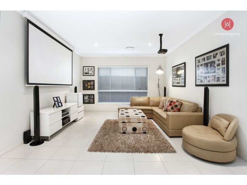 19 Manton Avenue, West Hoxton NSW 2171
