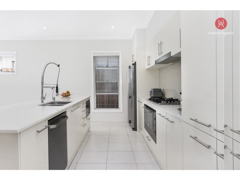 19 Manton Avenue, West Hoxton NSW 2171