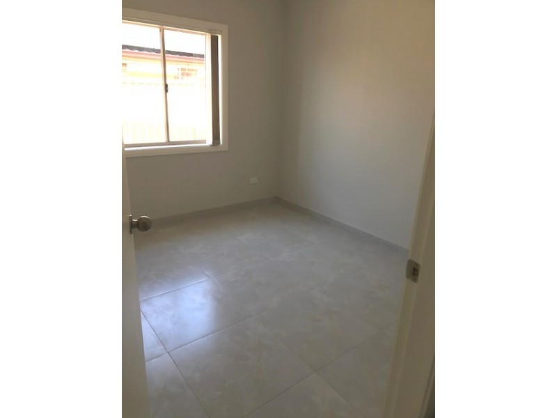 West Hoxton NSW 2171