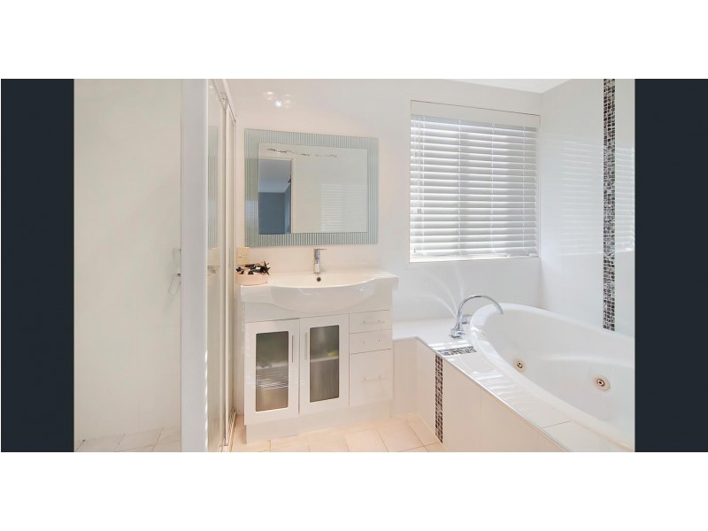 West Hoxton NSW 2171