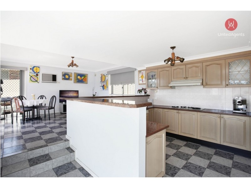 1 Riversdale Place, Glen Alpine NSW 2560