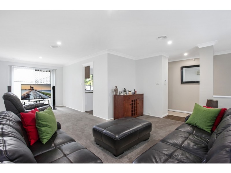 8 Cayley Place, Horningsea Park NSW 2171