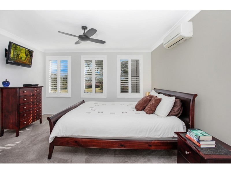 8 Cayley Place, Horningsea Park NSW 2171