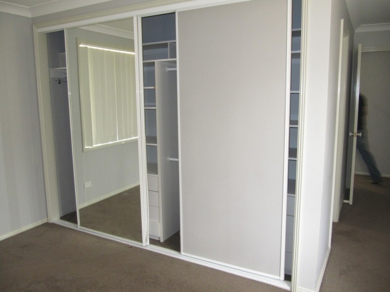 Wattle Grove NSW 2173