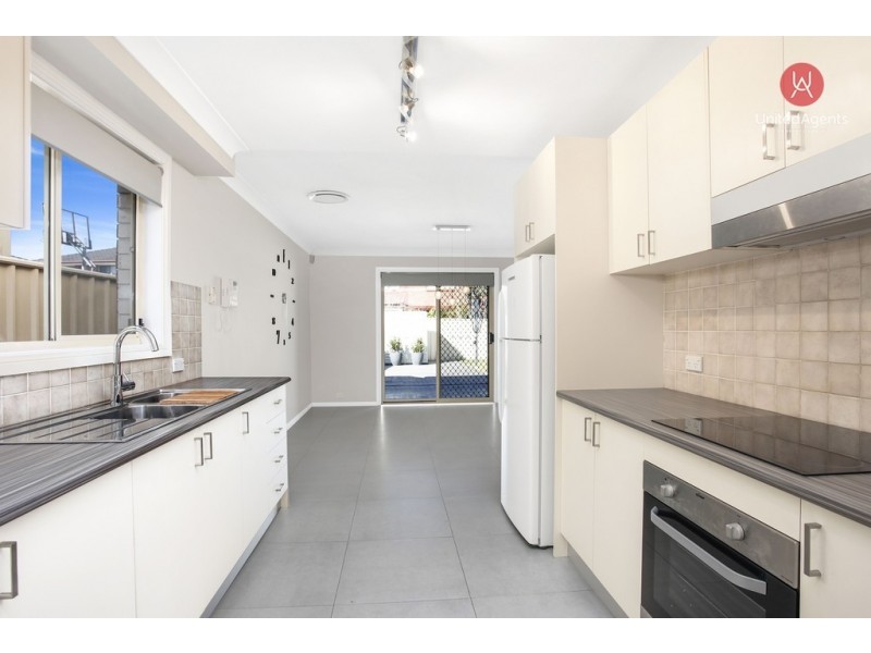 5 Saxon Place, Cecil Hills NSW 2171