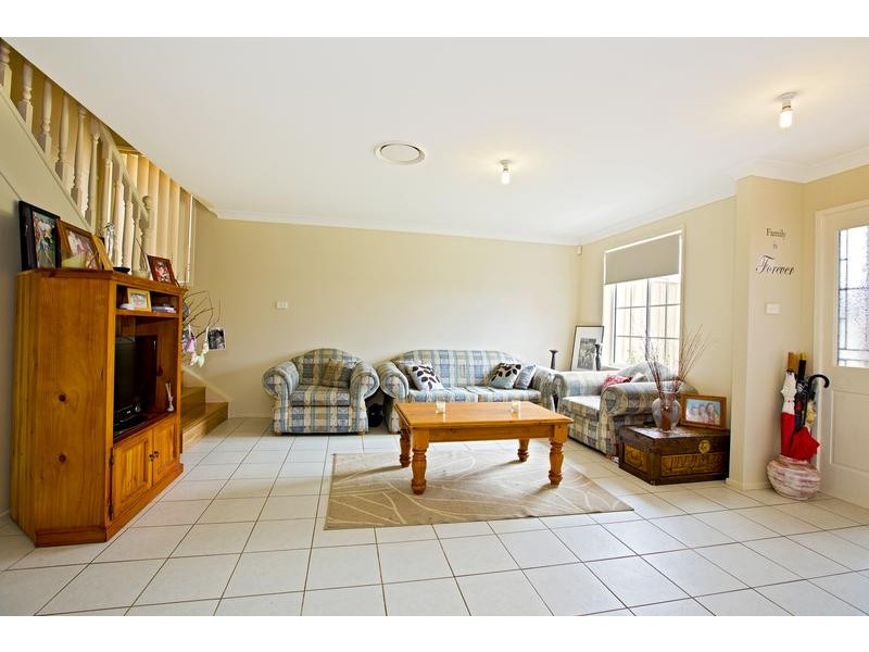 3A Riddell Street, West Hoxton NSW 2171