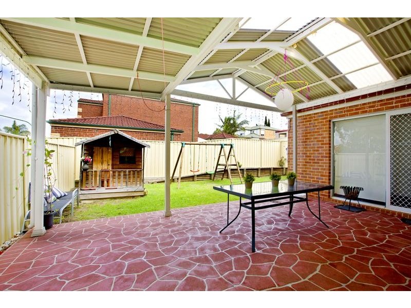 3A Riddell Street, West Hoxton NSW 2171