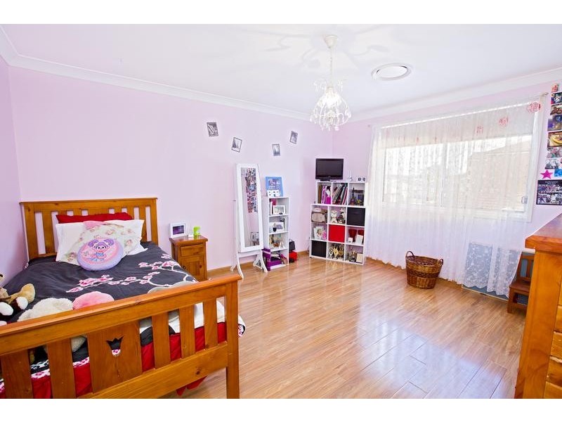 3A Riddell Street, West Hoxton NSW 2171