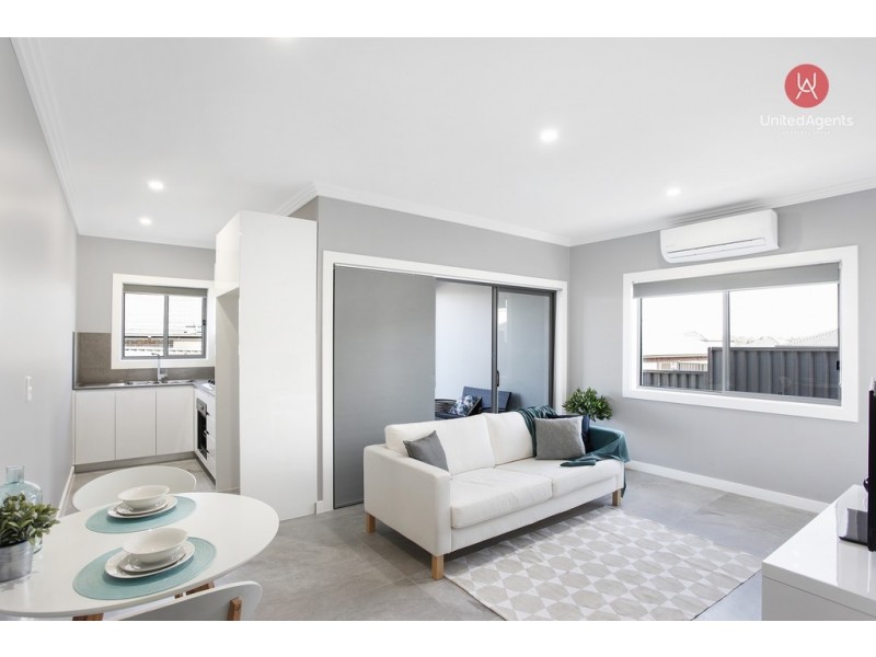 135 Holden Drive, Oran Park NSW 2570
