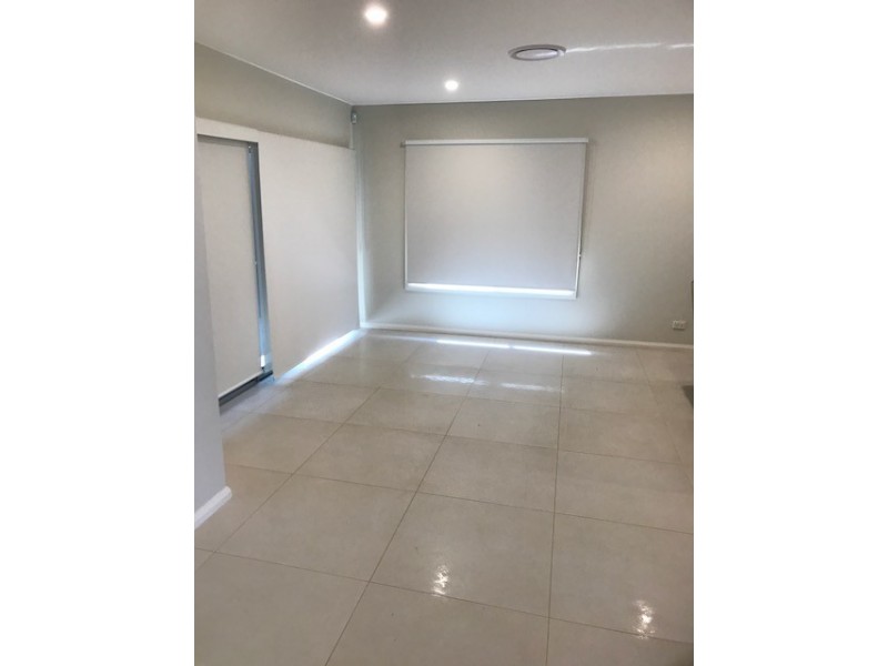 Middleton Grange NSW 2171