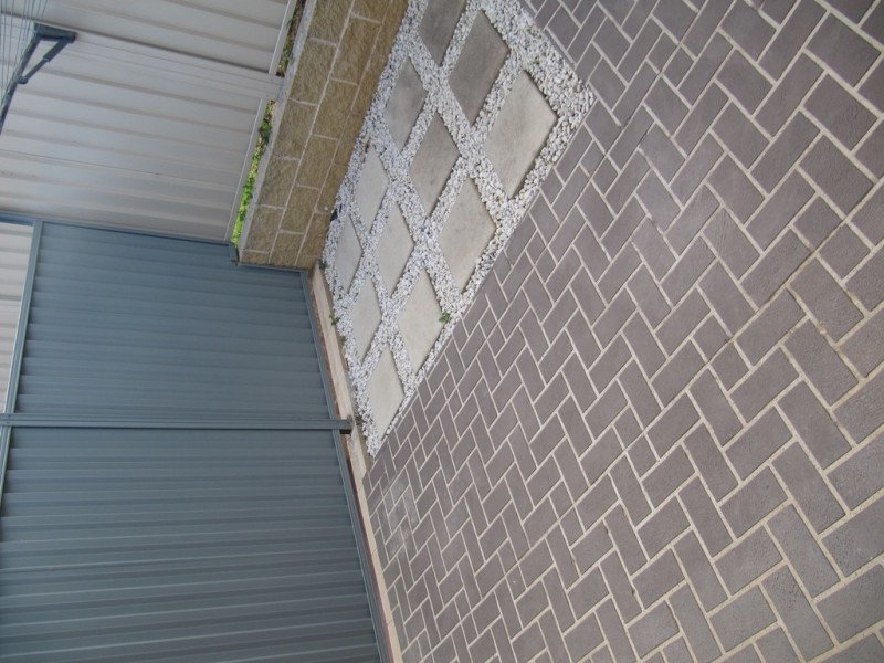 1B De Garis Avenue, Middleton Grange NSW 2171