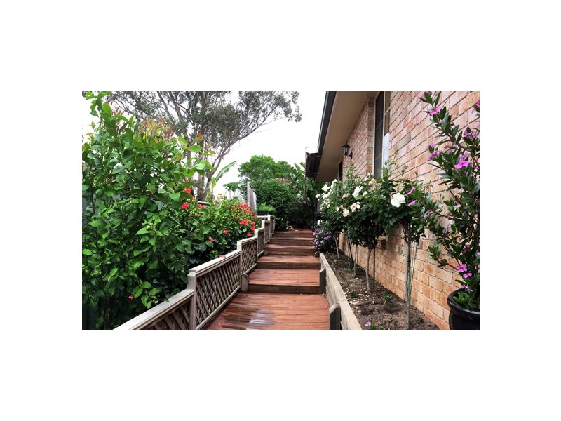 16 Levendale Street, West Hoxton NSW 2171