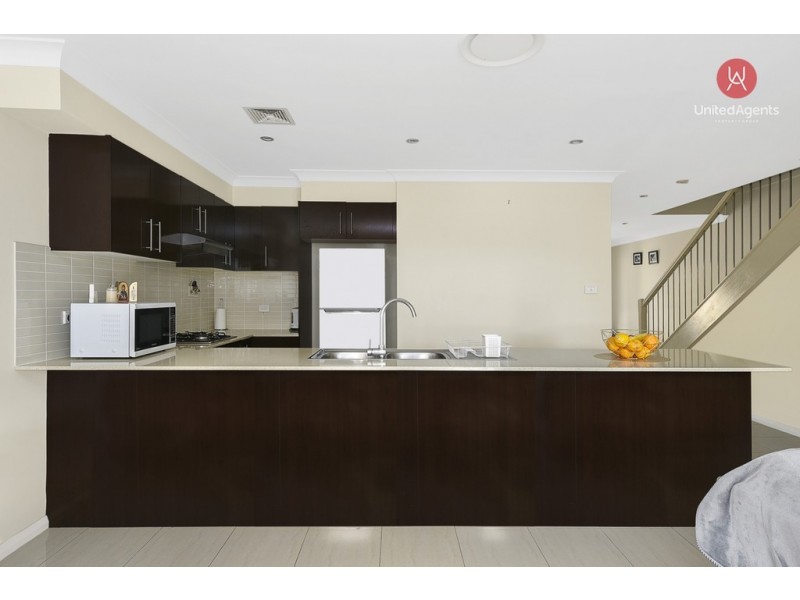 28 Onslow Gardens, Middleton Grange NSW 2171