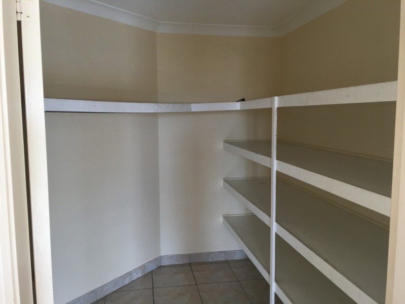 West Hoxton NSW 2171