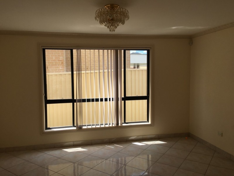 West Hoxton NSW 2171