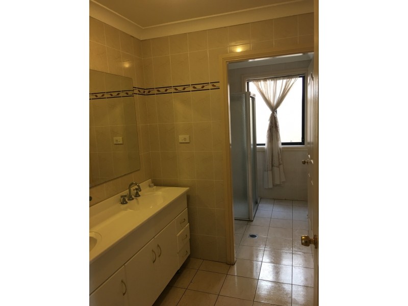 West Hoxton NSW 2171