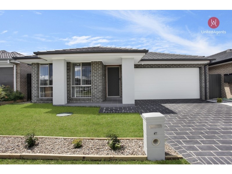 31 Venturer Parade, Leppington NSW 2179