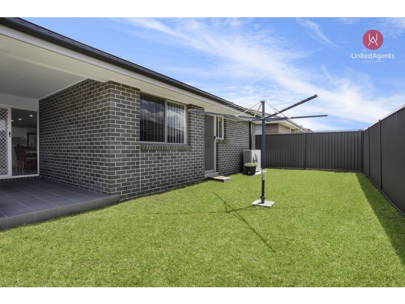 31 Venturer Parade, Leppington NSW 2179
