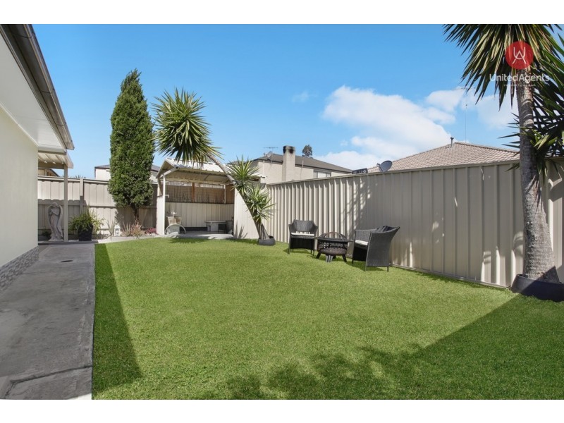 9 Lavender Close, Casula NSW 2170