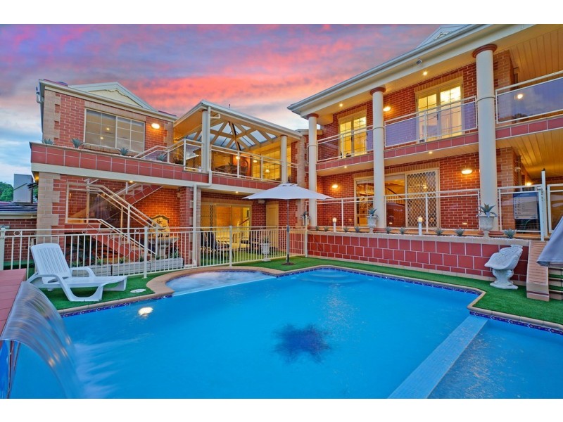 11 Mathew Place, West Hoxton NSW 2171