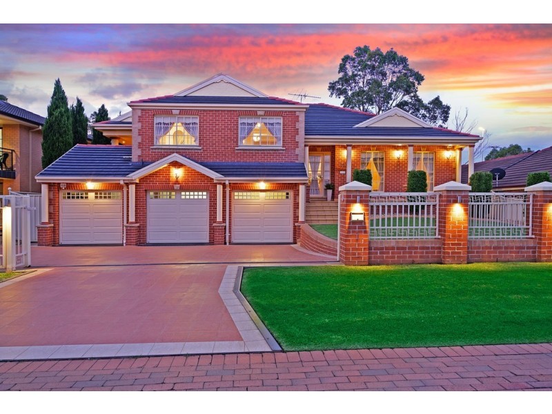 11 Mathew Place, West Hoxton NSW 2171