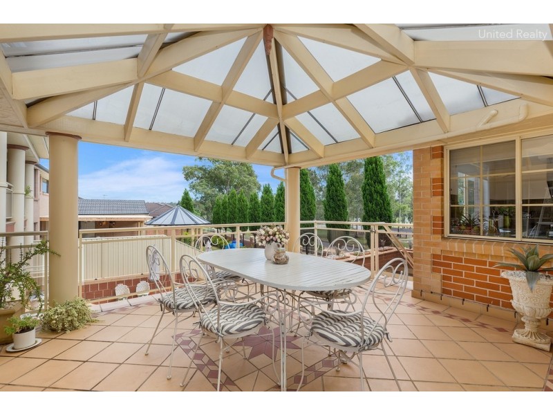 11 Mathew Place, West Hoxton NSW 2171