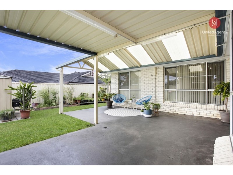 21 Port Macquarie Avenue, Hoxton Park NSW 2171