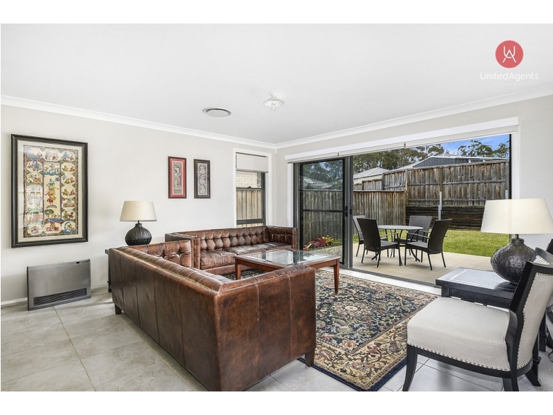 5 Corsair Avenue, Middleton Grange NSW 2171