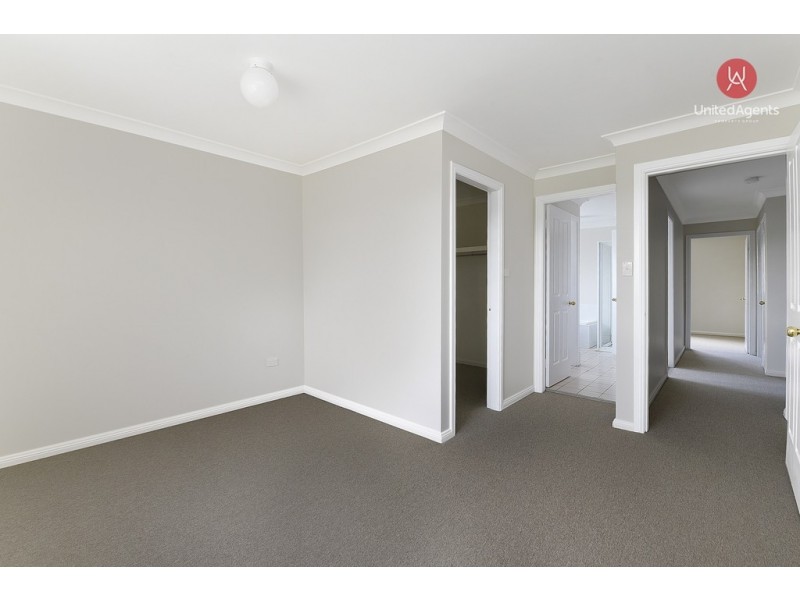40a Solander Avenue, West Hoxton NSW 2171