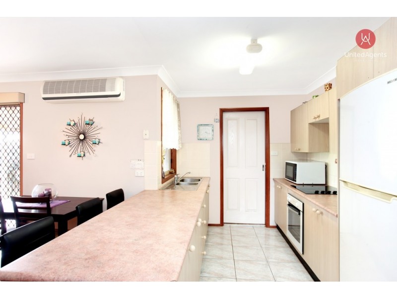 6 Pavo Close, Hinchinbrook NSW 2168