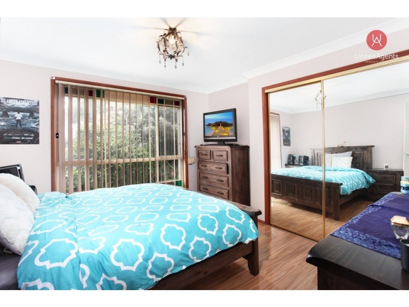 6 Pavo Close, Hinchinbrook NSW 2168