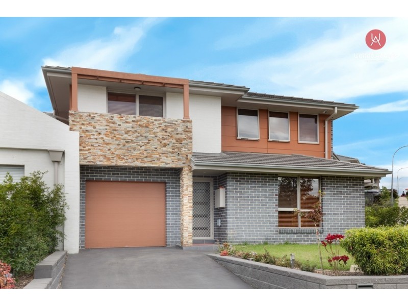 21 Hugh Terrace, Middleton Grange NSW 2171