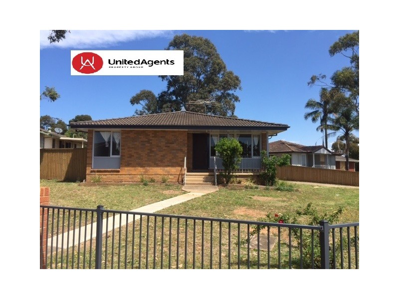 1 Lincluden Place, Airds NSW 2560