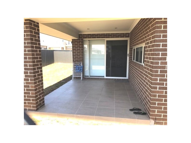 11 Mindari Street, Leppington NSW 2179