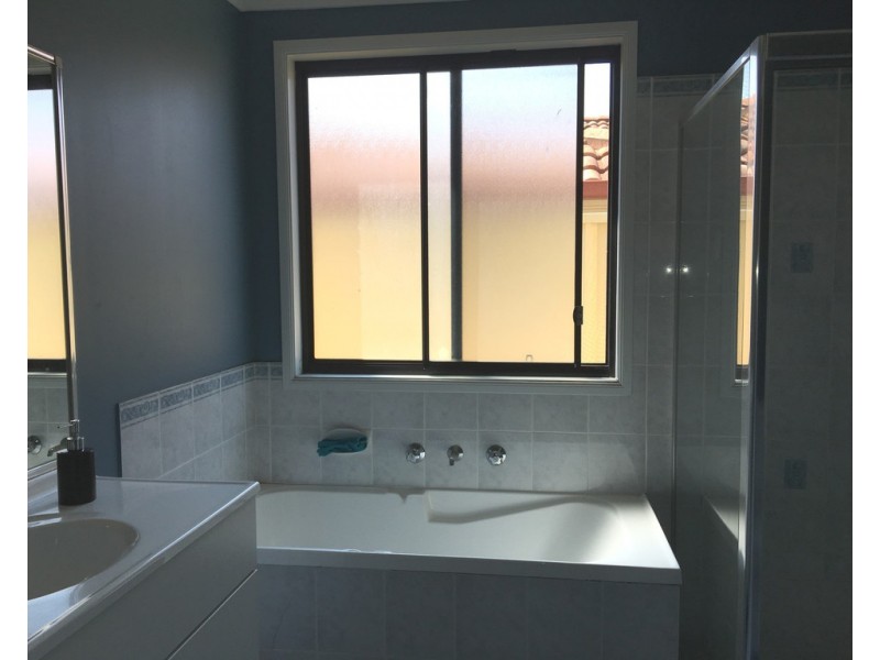 27 Nader Place, Horningsea Park NSW 2171