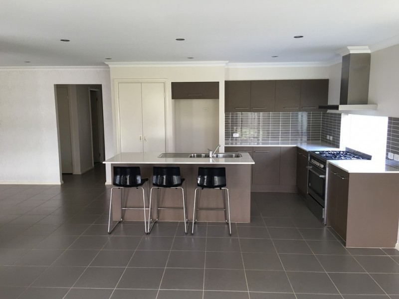 Carnes Hill NSW 2171