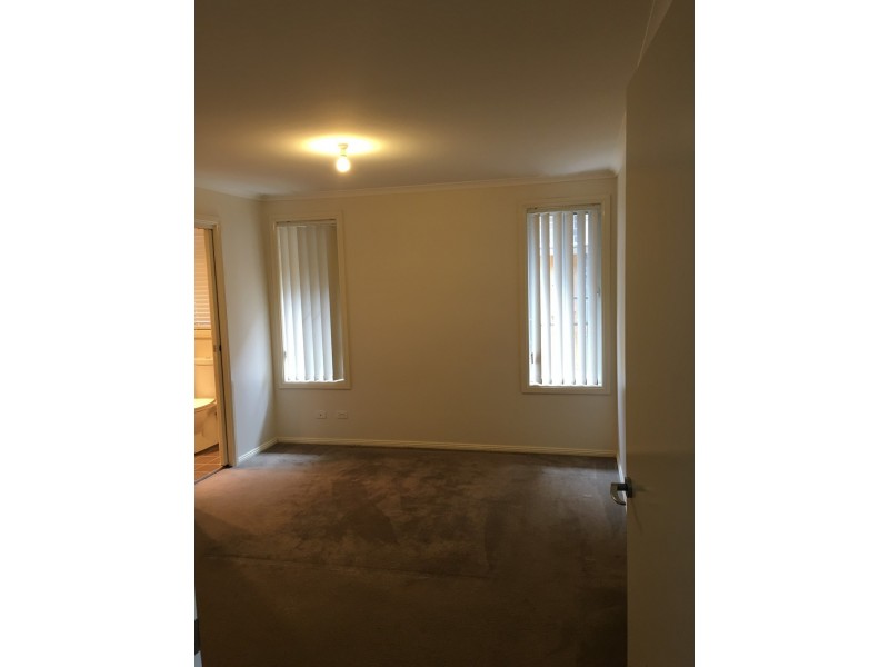 Carnes Hill NSW 2171