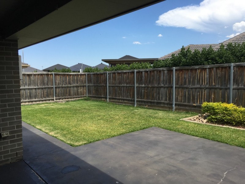 Carnes Hill NSW 2171