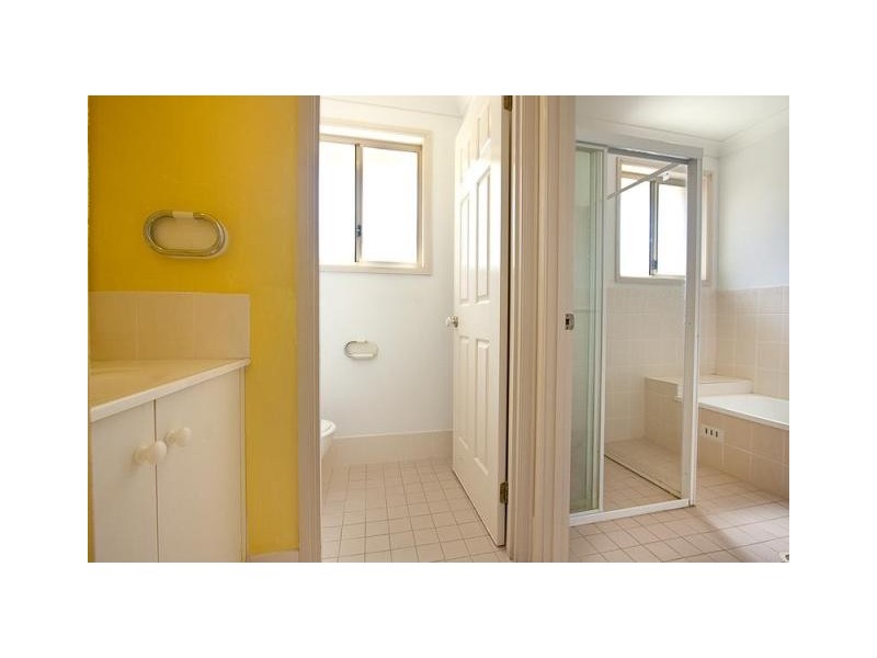 West Hoxton NSW 2171