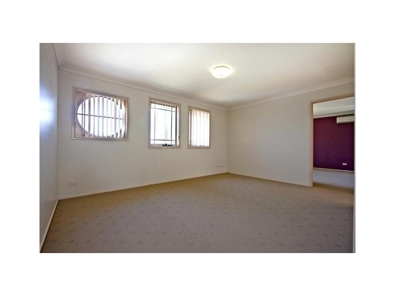 West Hoxton NSW 2171