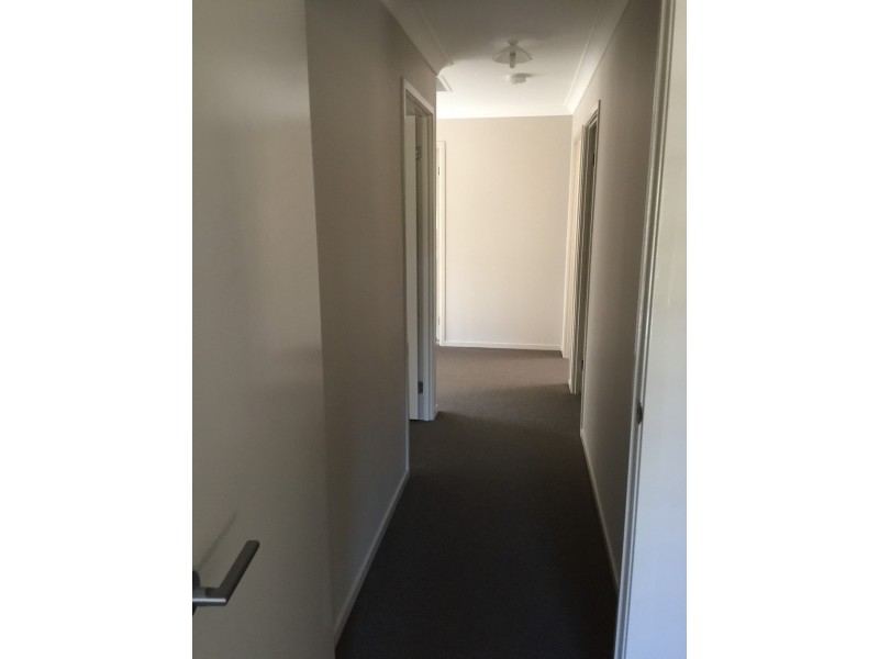 25 Percival Avenue, Middleton Grange NSW 2171